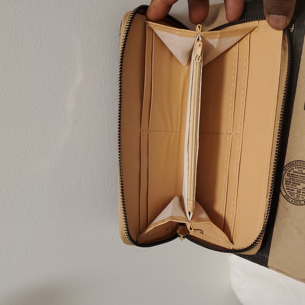 Brown Patterned Key & Card Holder - Picture 4 of 4